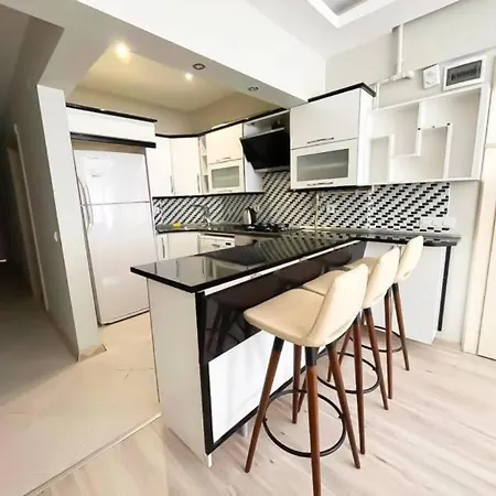2-bedroom Flat In The Center Of Kadikoy Apartment